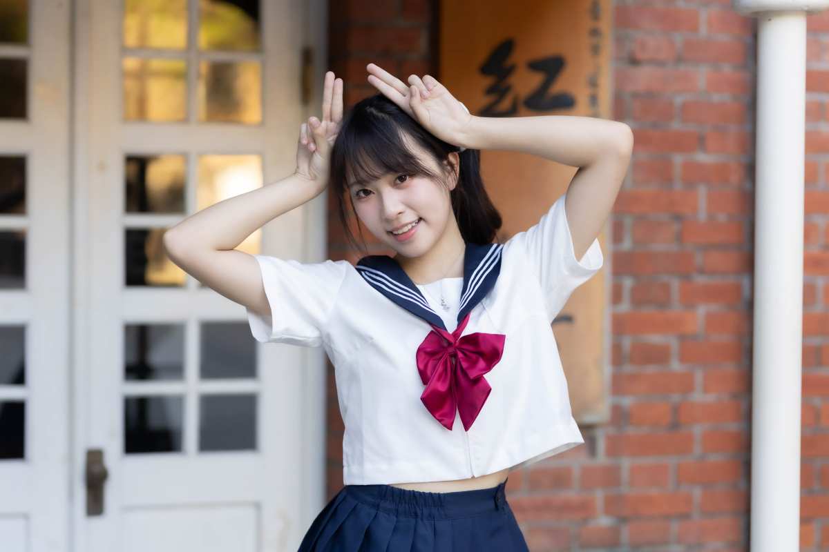 校园微笑女生