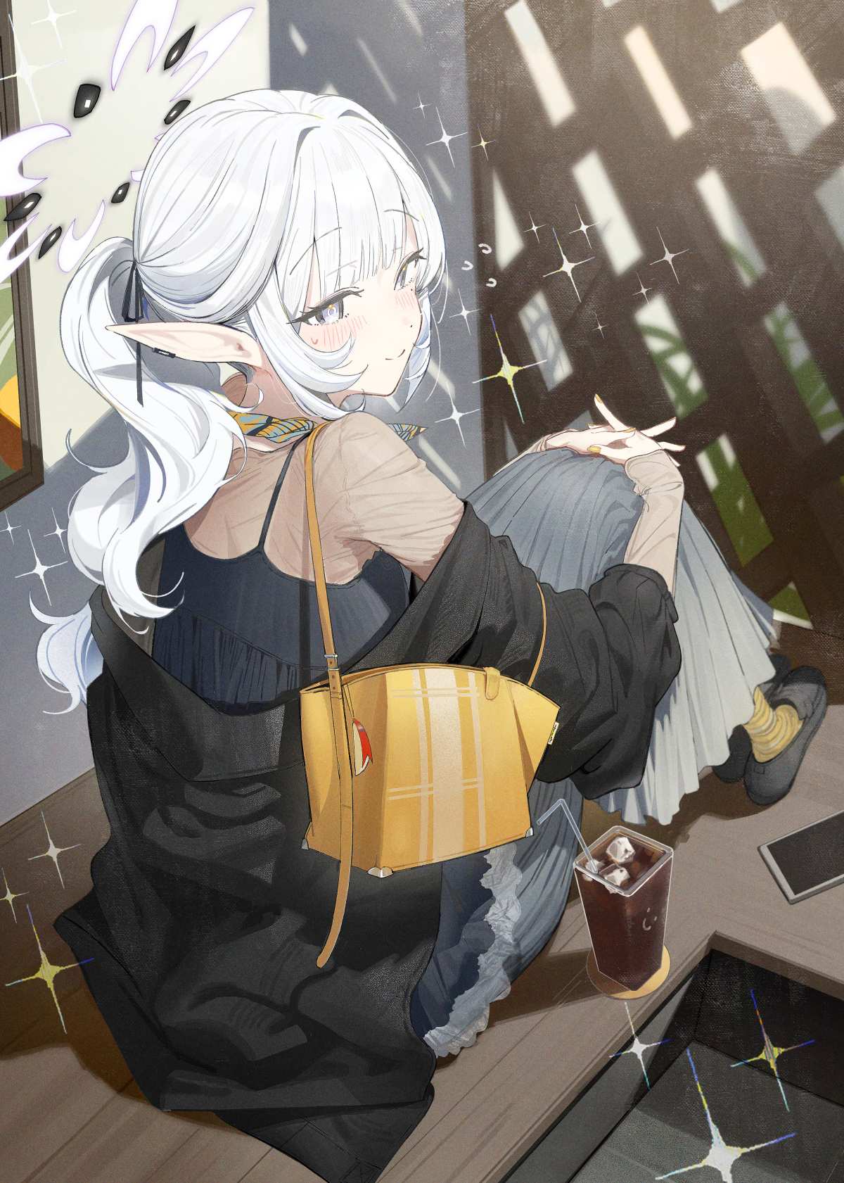 银发精灵少女