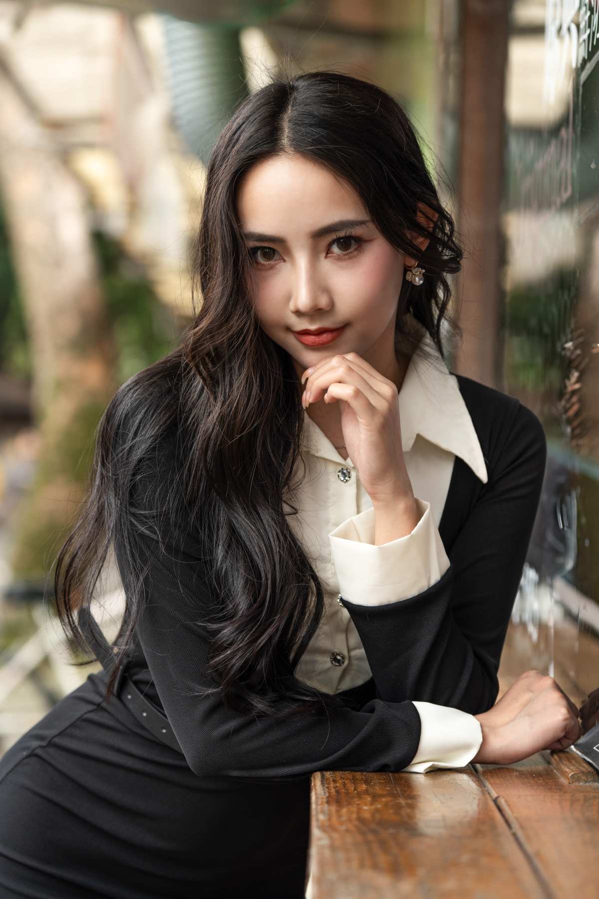 优雅女性桌面壁纸