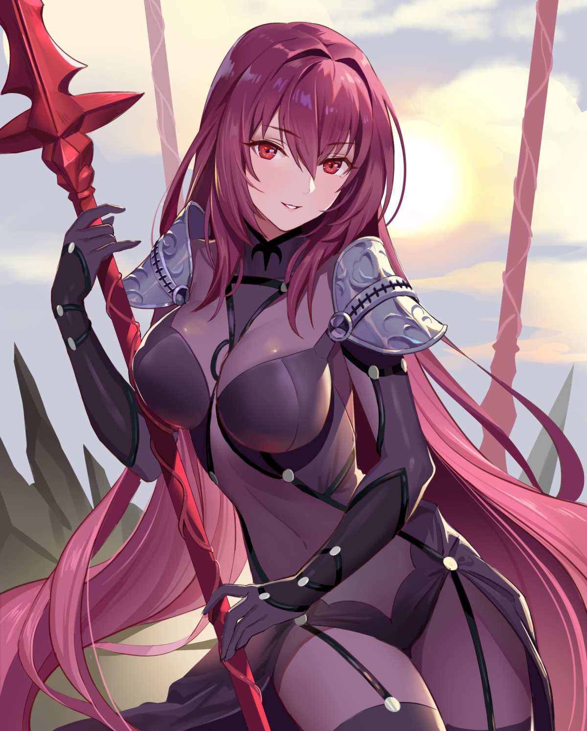 紫发红眼女战士