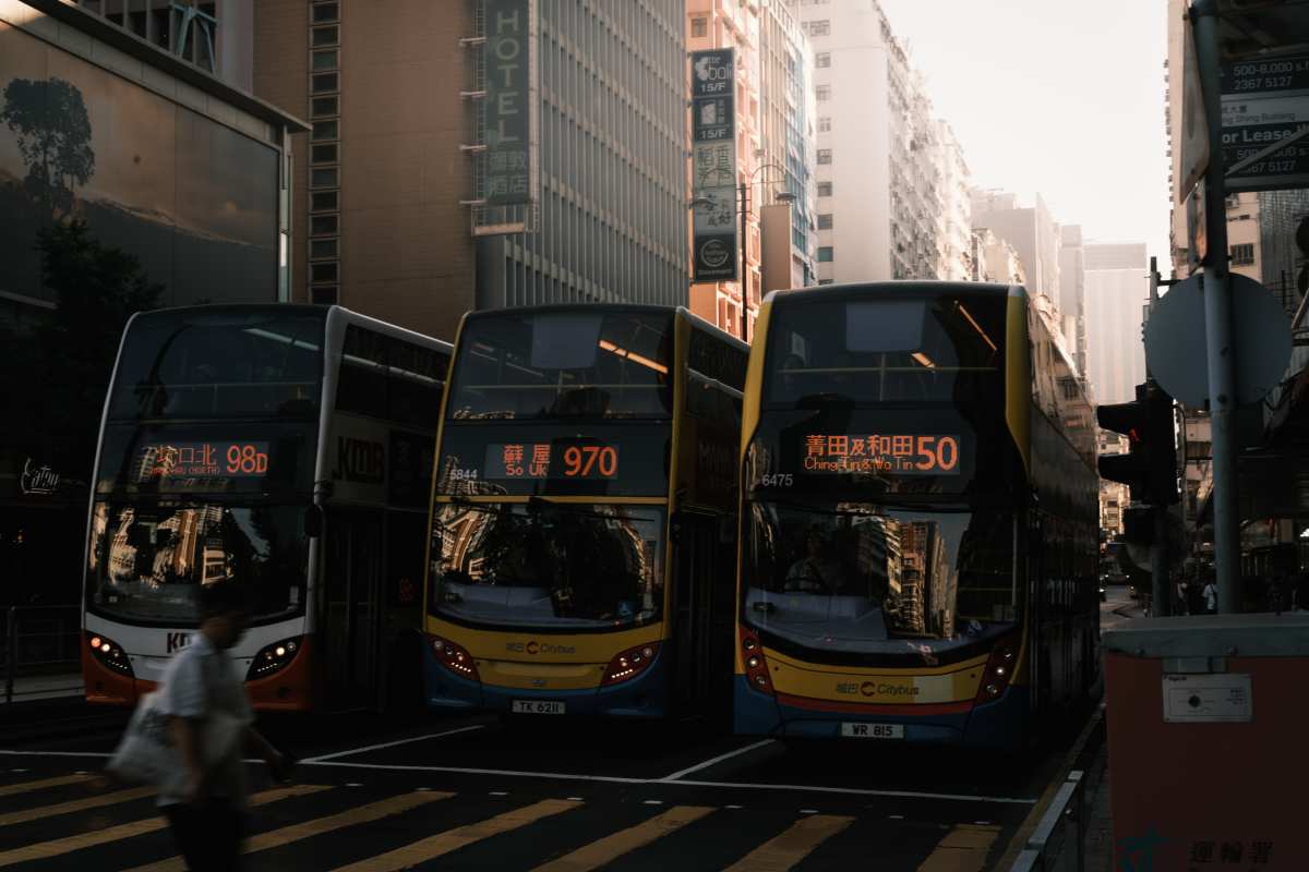 香港街头巴士风光