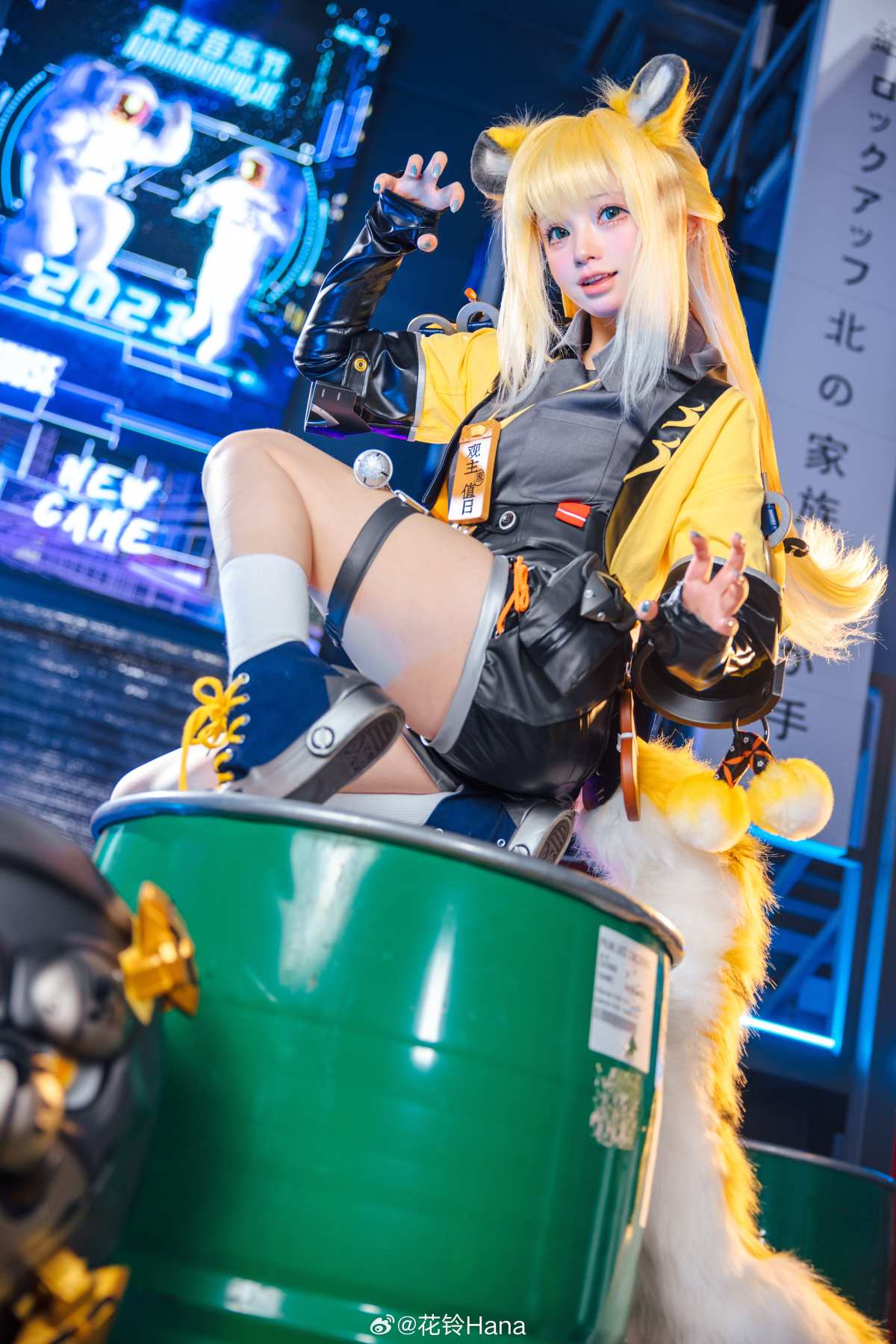 二次元角色cosplay壁纸
