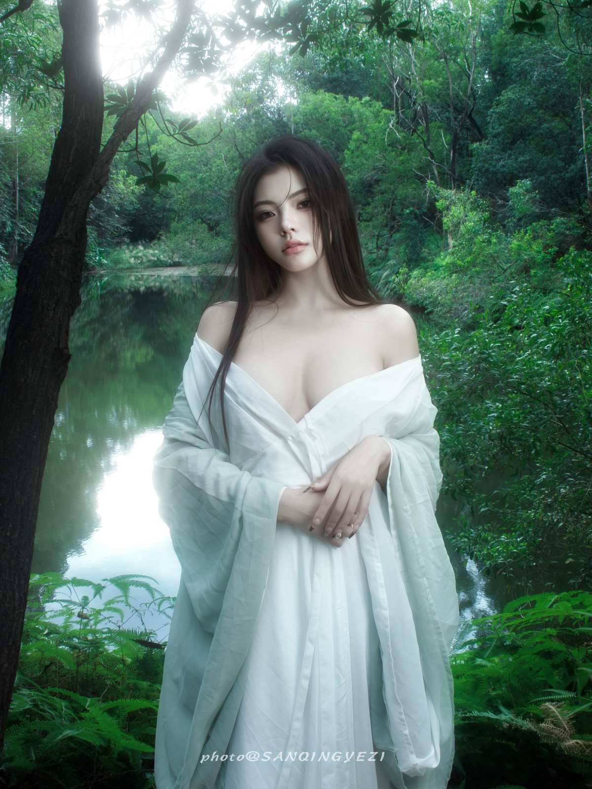 三清叶子 · 女子 · 东安高清壁纸