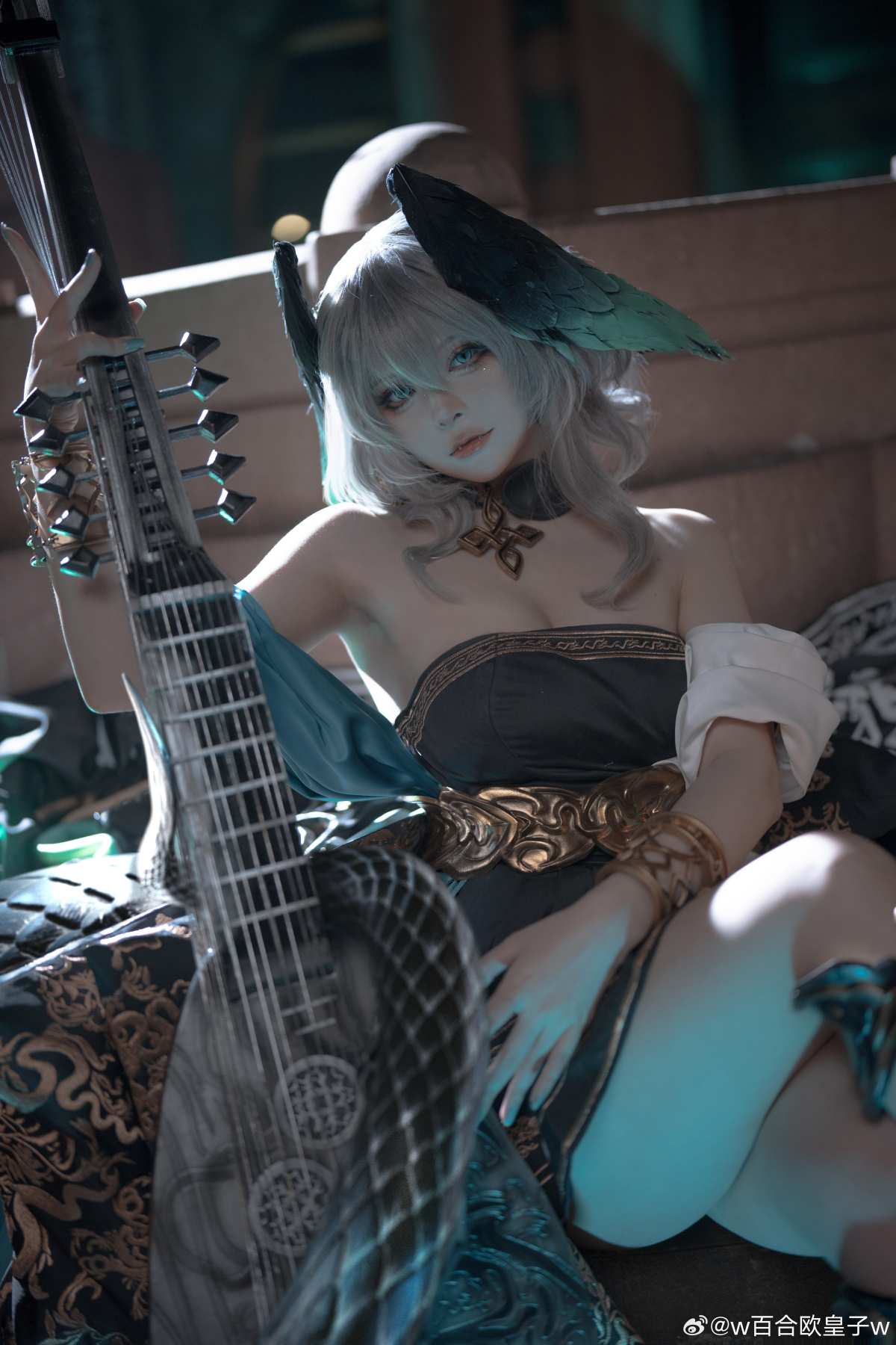 银发女英雄cosplay